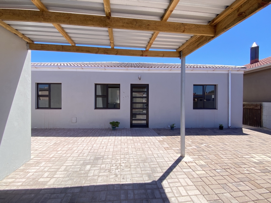 3 Bedroom Property for Sale in Bluewater Bay Western Cape